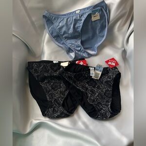 Set of Three Women's Panties - Blue and Black size Small/6